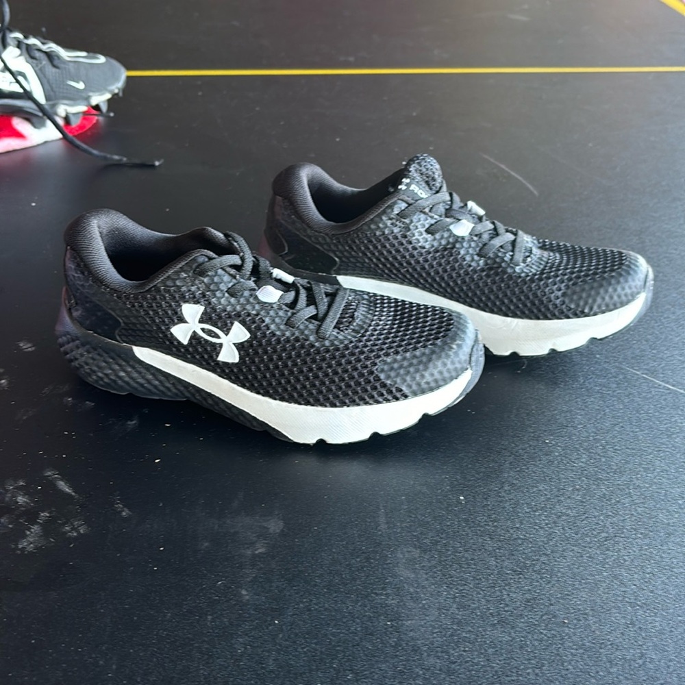 Under Armour youth shoes size 13